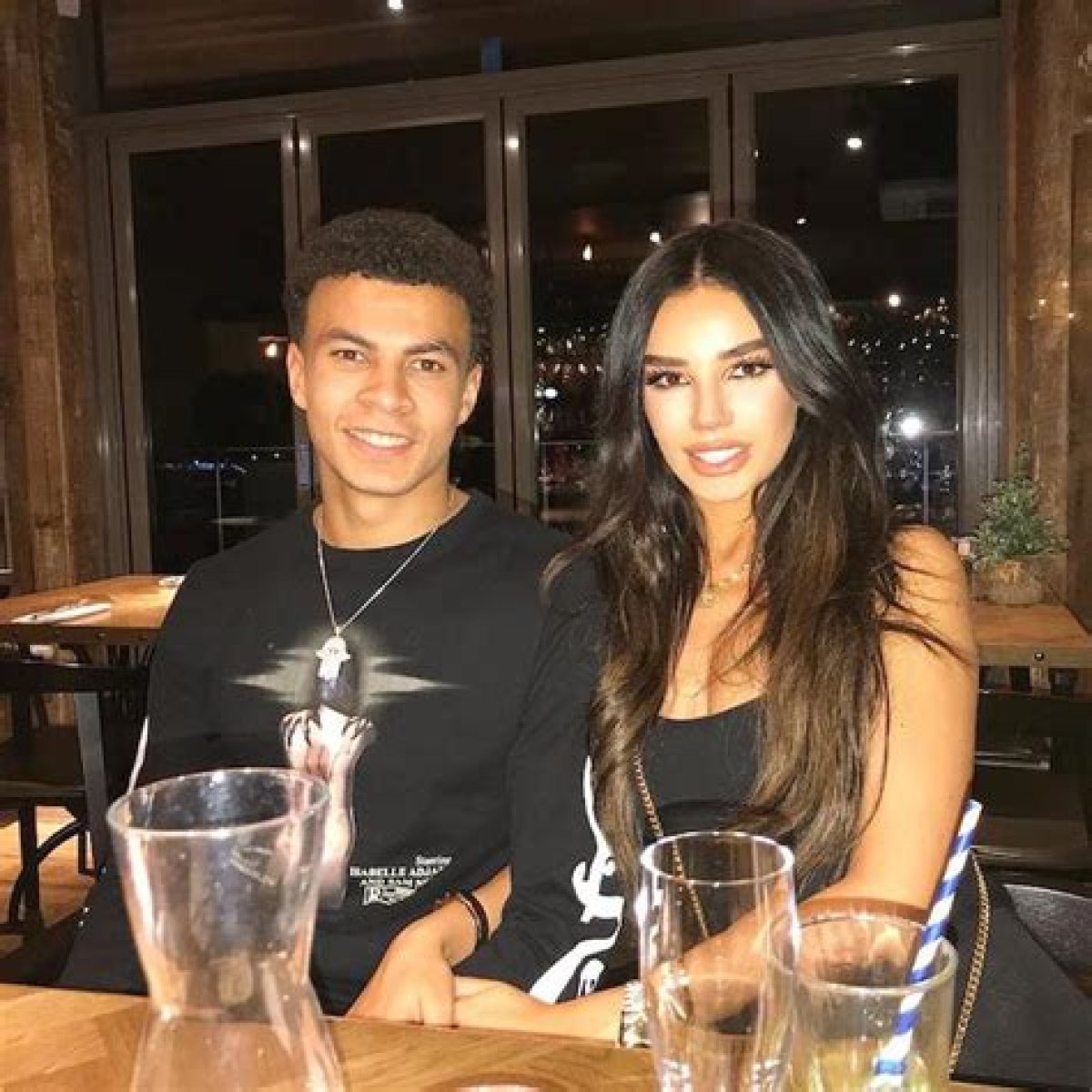 Dele Alli Height, Weight, Age, Girlfriend, Family, Facts, Biography